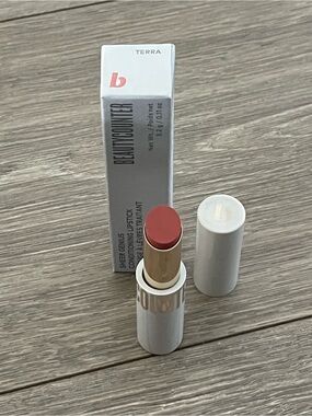 NWT Beautycounter Terra Creamy Lipstick - Warm Clay Tone